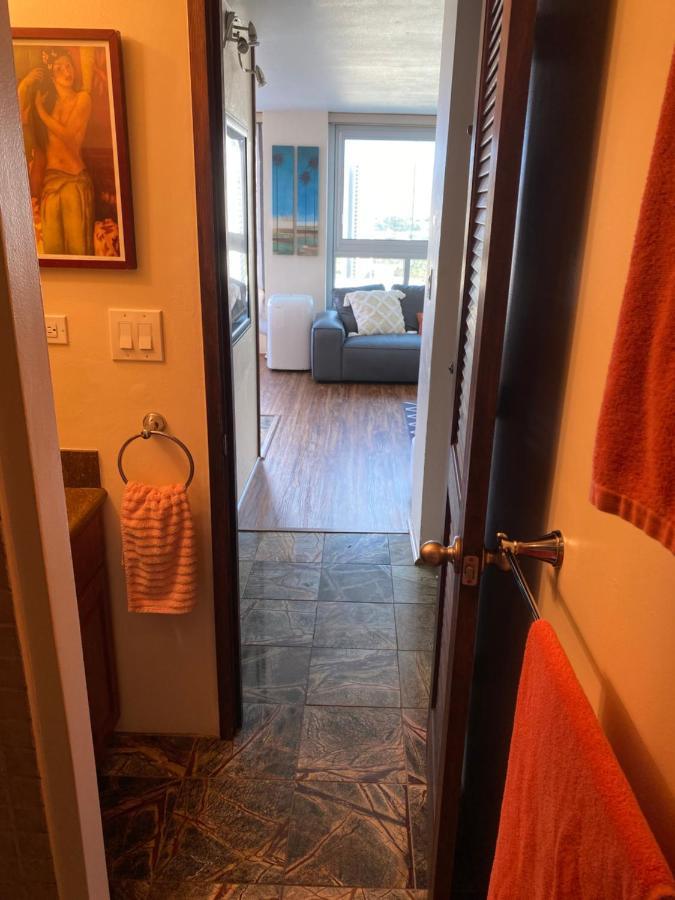 High-floor Luxury Corner Unit