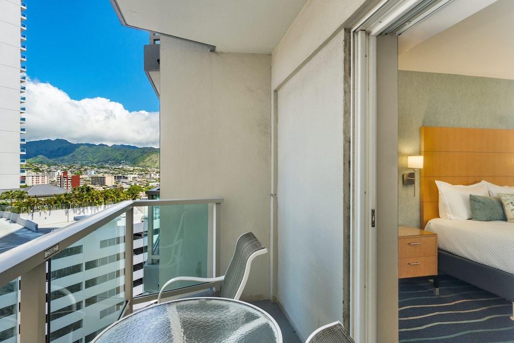 Ala Moana By Mantra 3*