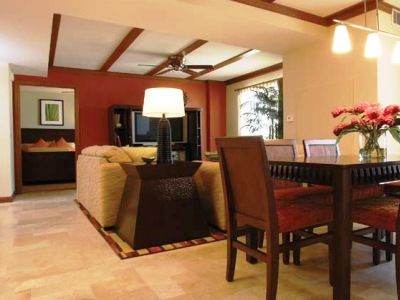 Club Wyndham At Waikiki Walk Hotel 3*