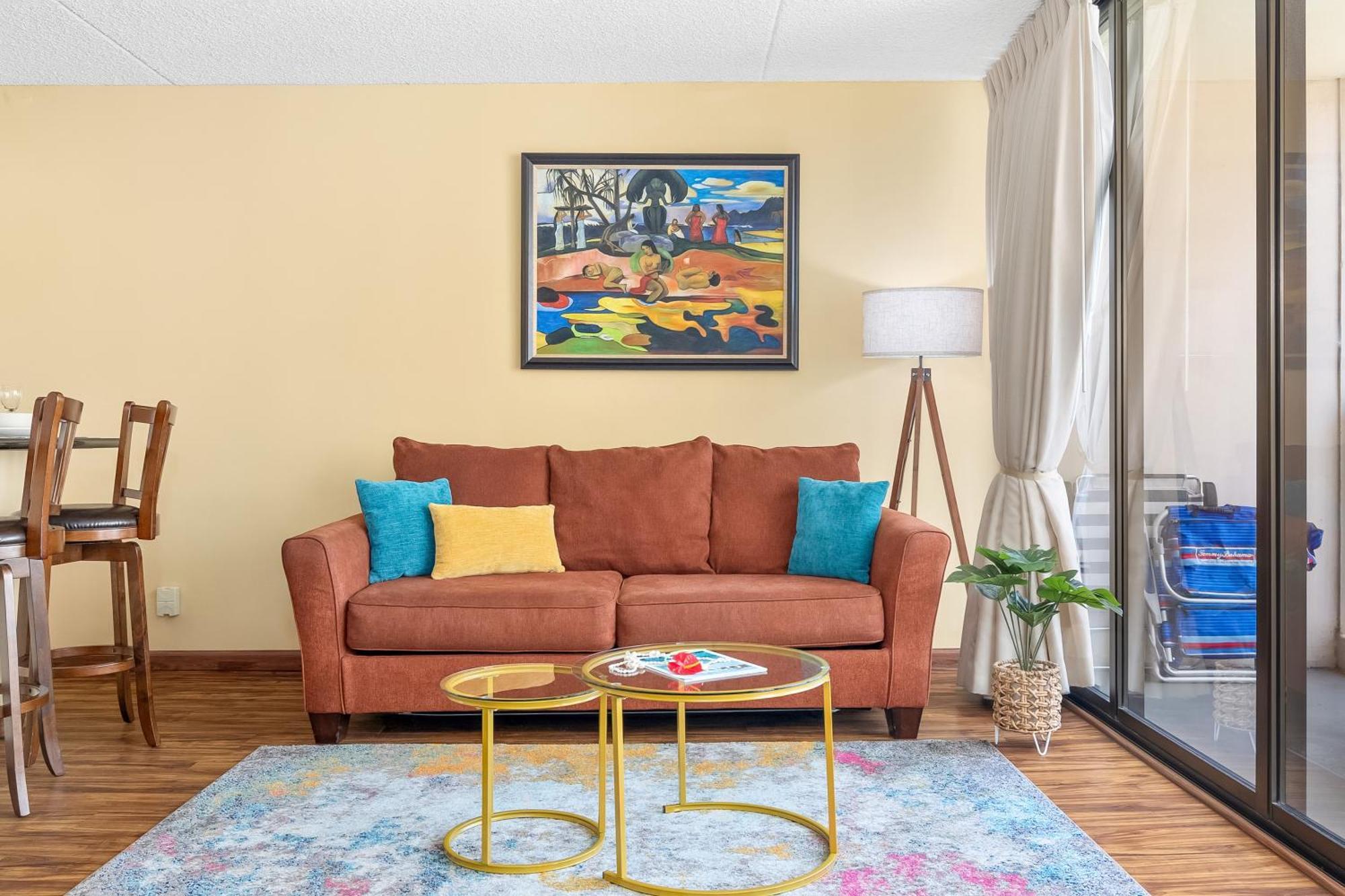 Beautiful 1br, Steps To Waikiki And Parking Apartment *