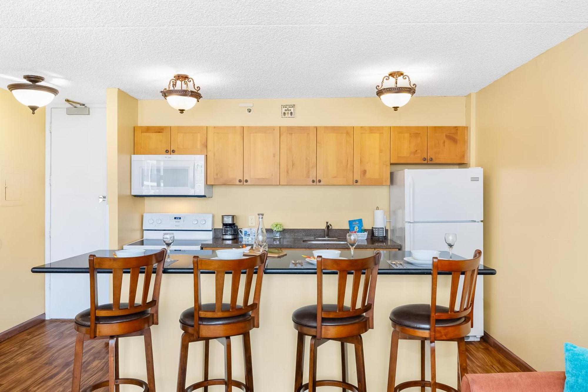Apartment Beautiful 1br, Steps To Waikiki And Parking Honolulu