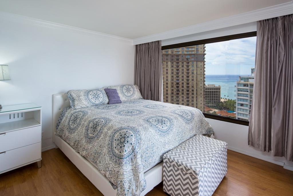 Signature 11 Apartment Honolulu
