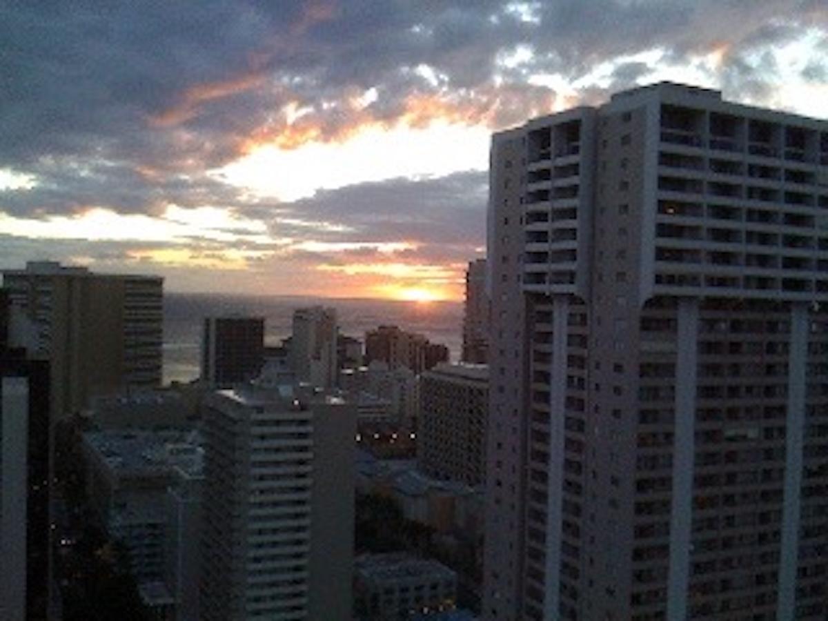 Aparthotel Island Colony Honolulu
