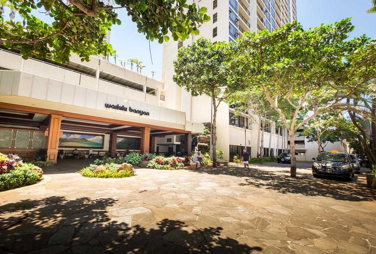 Sweetwater At Waikiki Hotel