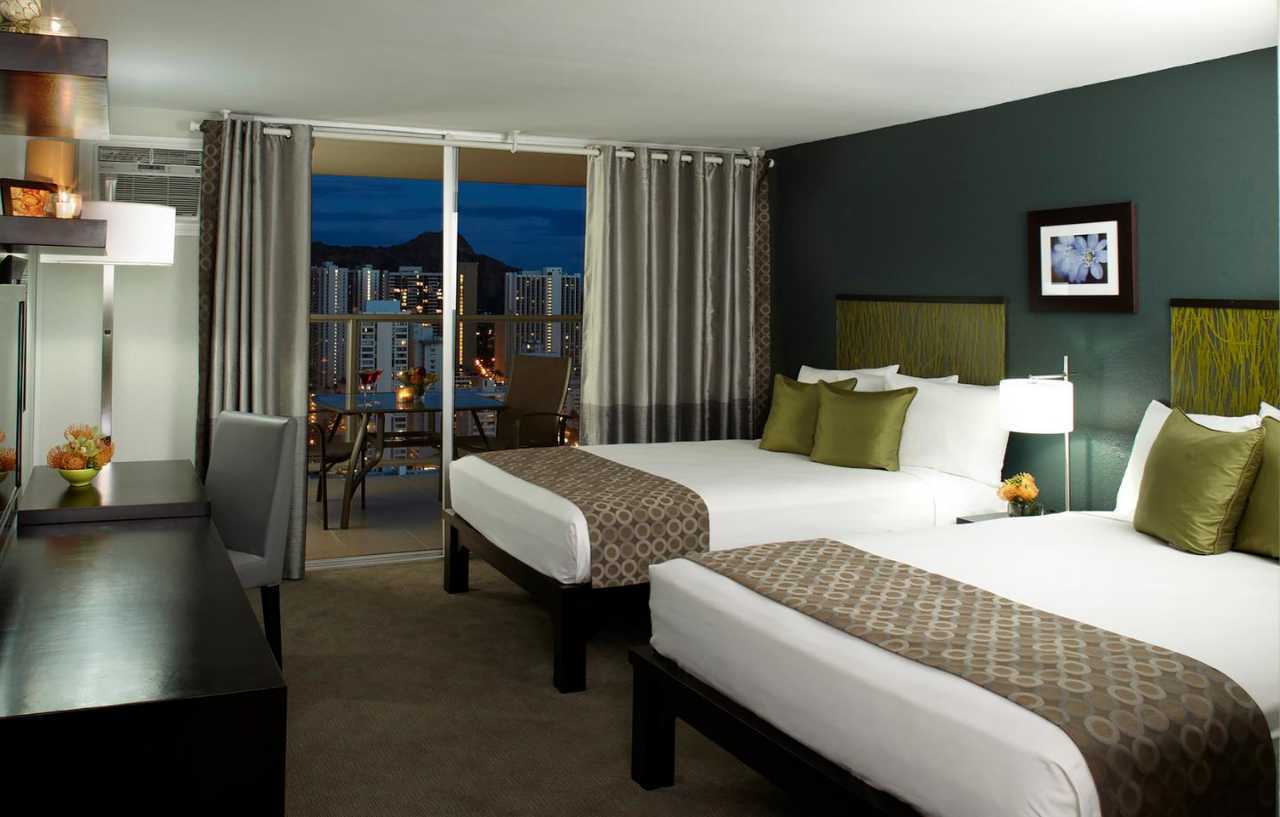 Aparthotel Island Colony 3*