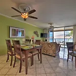 Beachfront Kihei Sanctuary With Lanai And Ocean Views!