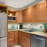 Beautiful 1 Bedroom Condo With Ocean Views | Oceanfront