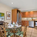 Beautiful 1 Bedroom Condo With Ocean Views | Oceanfront