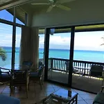Mahina Surf