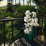 Kauhale Makai Condo On The Beach