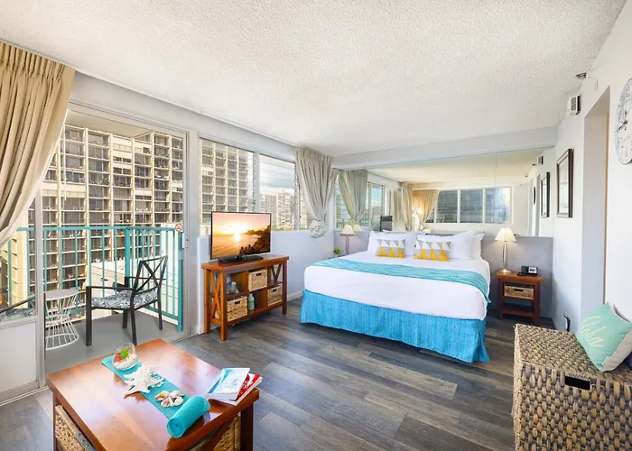 Beautiful Studio In The Heart Of Vibrant Waikiki