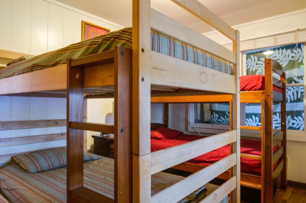 Tiki Beach Hostel-At The Beach In Lahaina Hostel