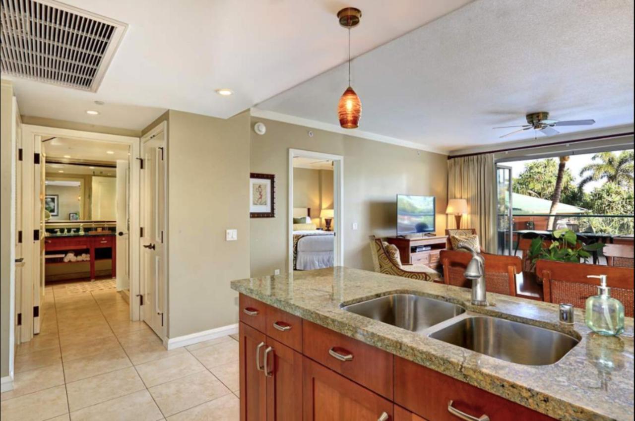 Apartment Extra Large 1br Luxury With Massive Outdoor Space & Balcony