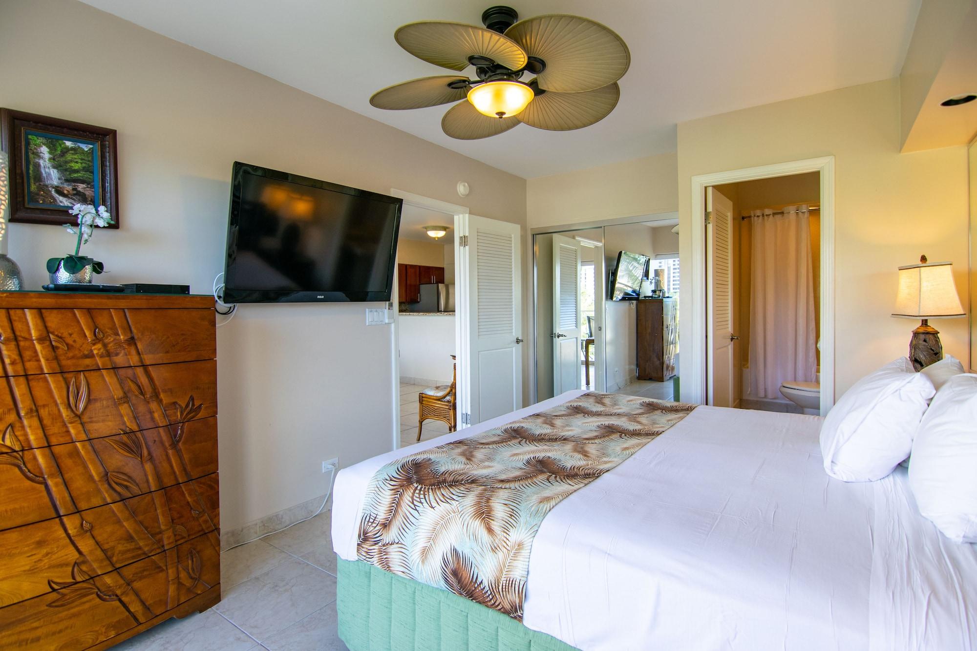 Waikiki Shore By Outrigger