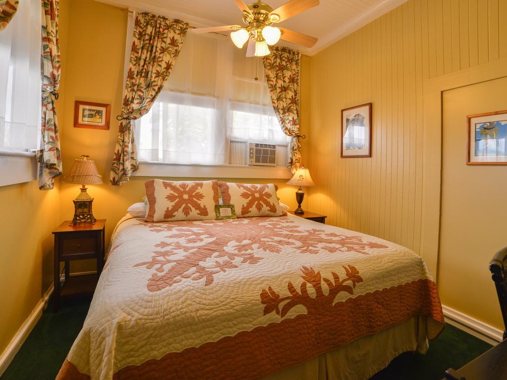 Wailuku Guesthouse Guest house 2*