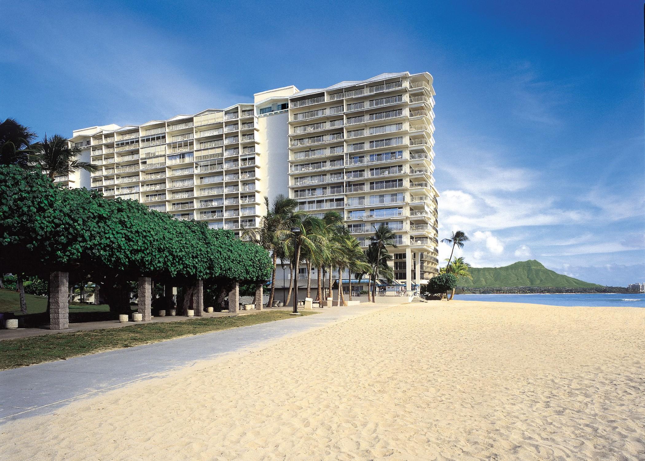 Waikiki Shore By Outrigger