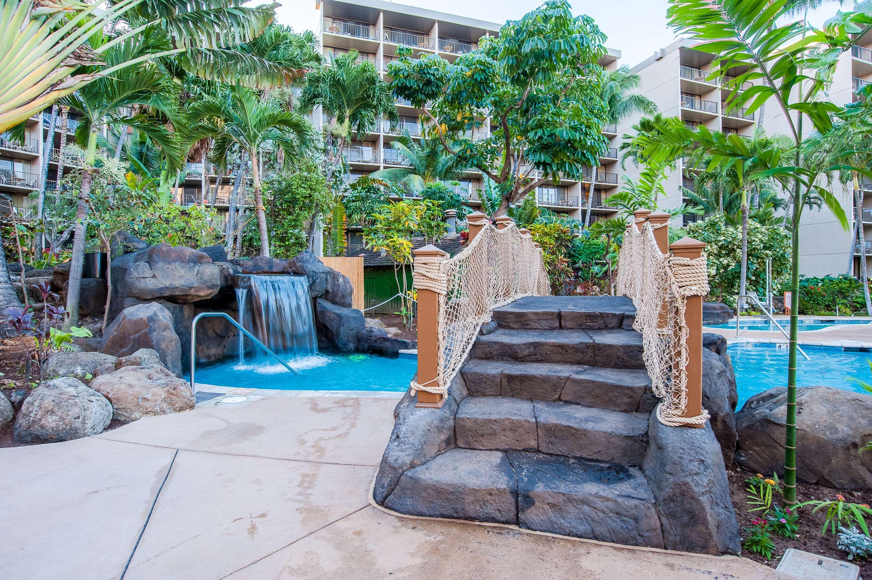 Aston Kaanapali Shores Aparthotel 4*