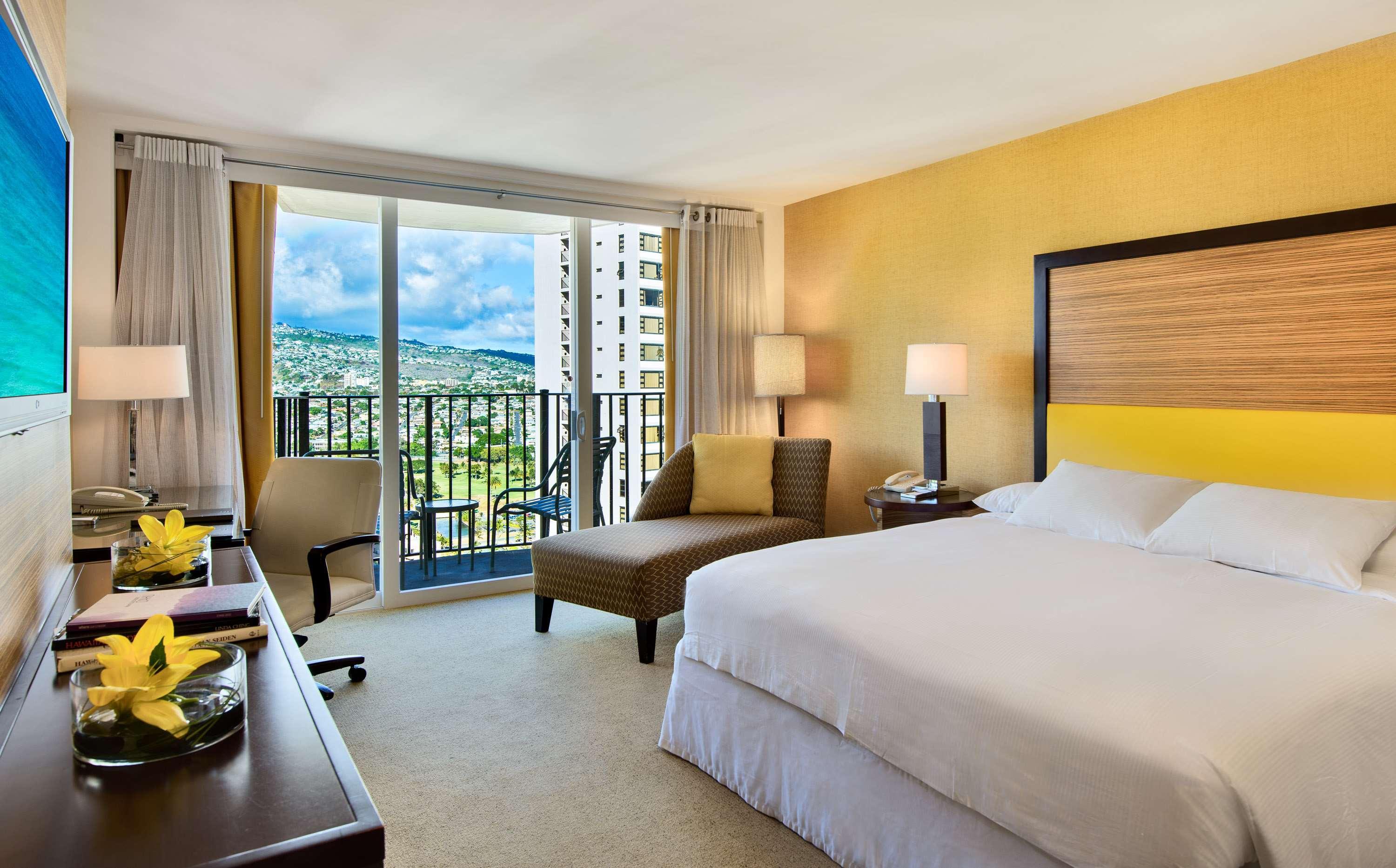 Hilton Waikiki Beach & Spa Honolulu