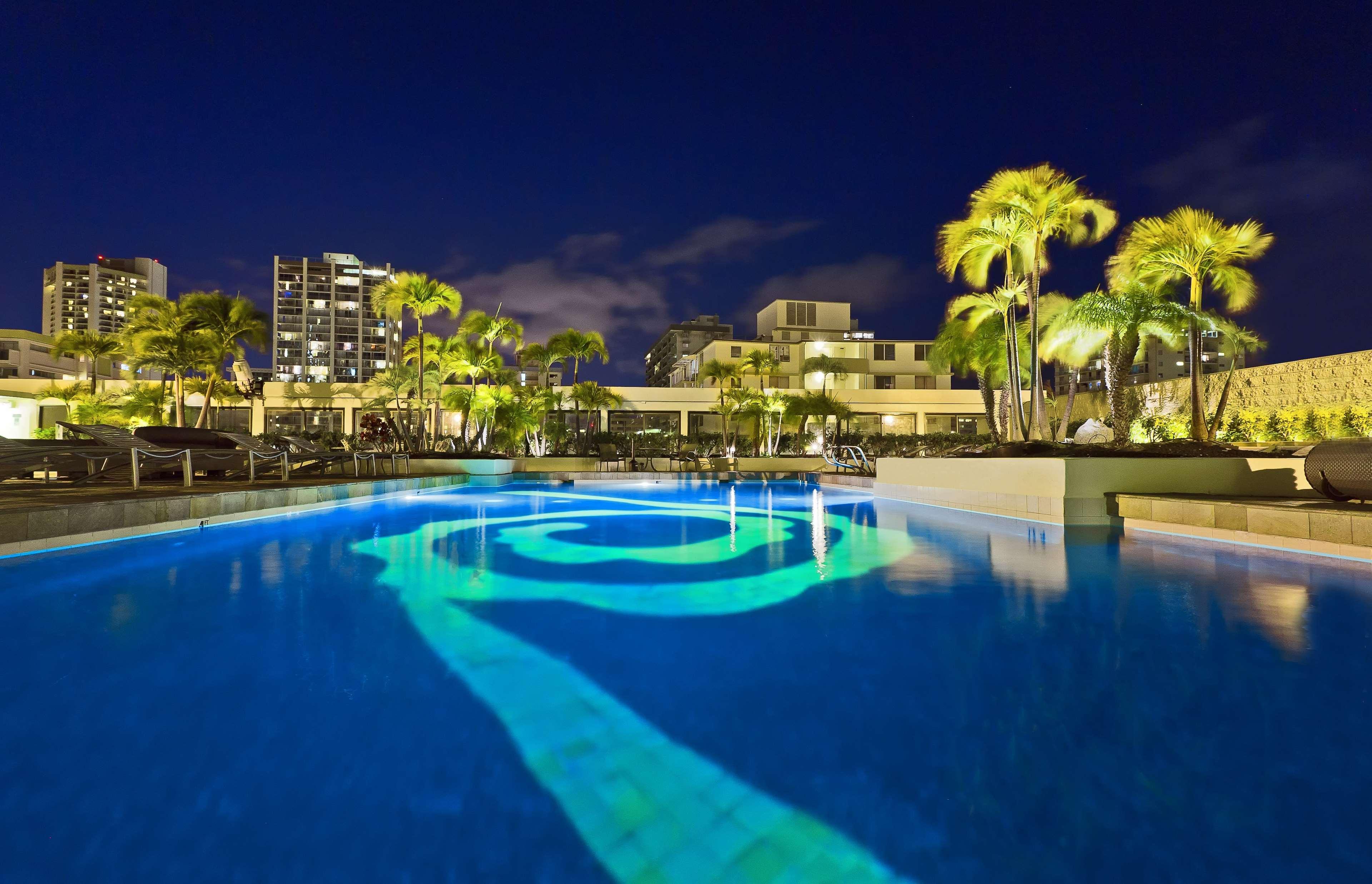Hilton Waikiki Beach & Spa