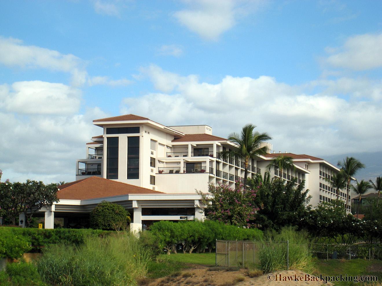 Maui Coast Hotel 3*