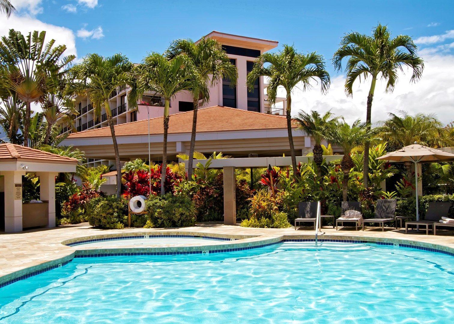 Maui Coast Hotel 3*