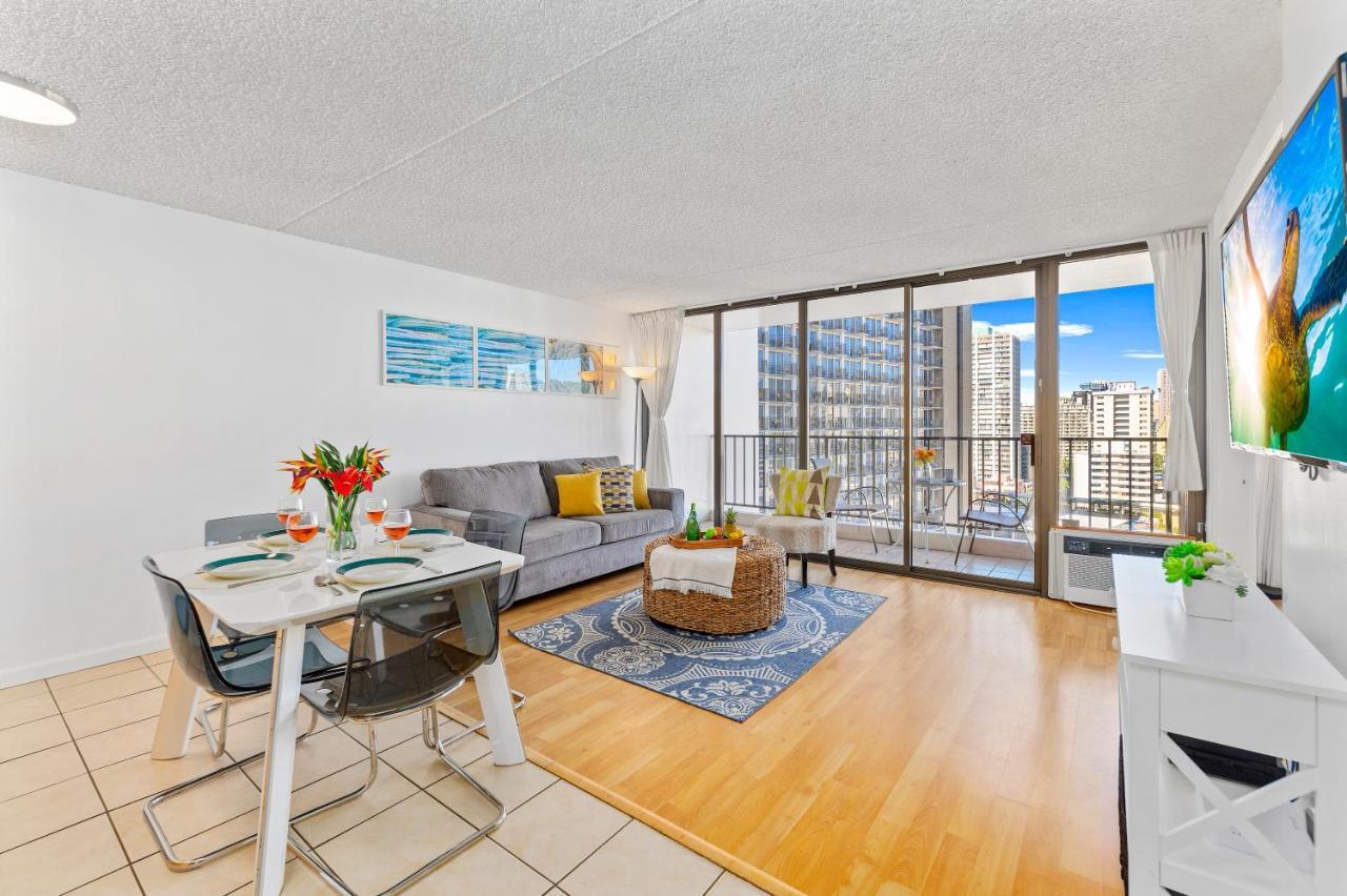 Apartment Aloha Getaway, Ocean View Near Waikiki With Free Parking