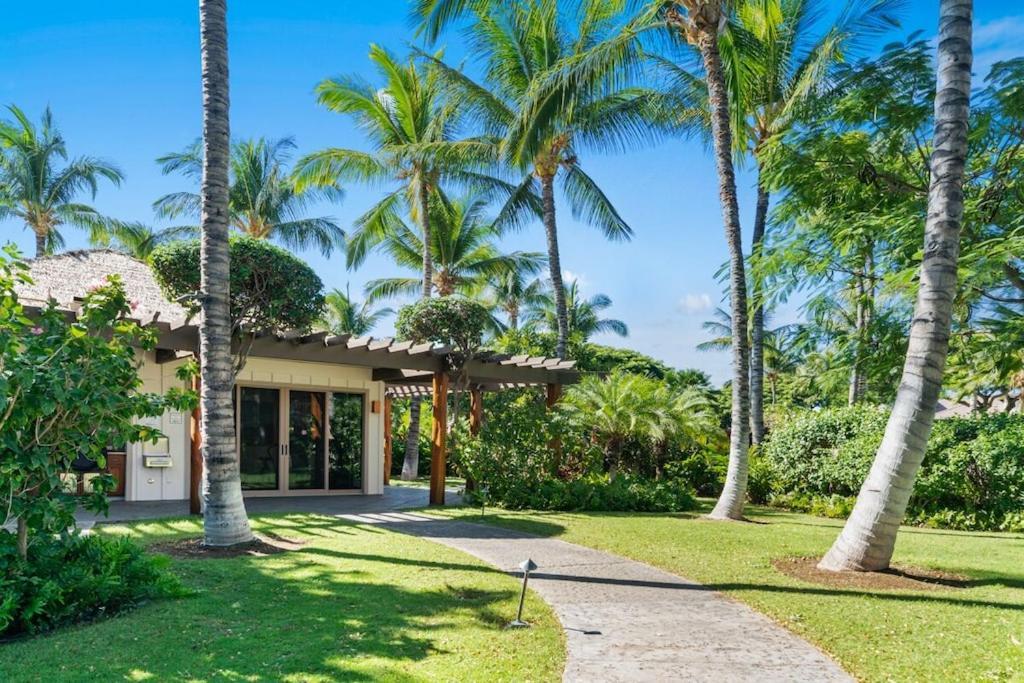 Mauna Lani Palm D-2 Corner Unit Historic View Holiday home