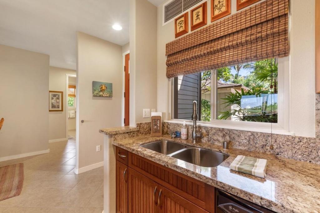 Mauna Lani Palm D-2 Corner Unit Historic View Waikoloa