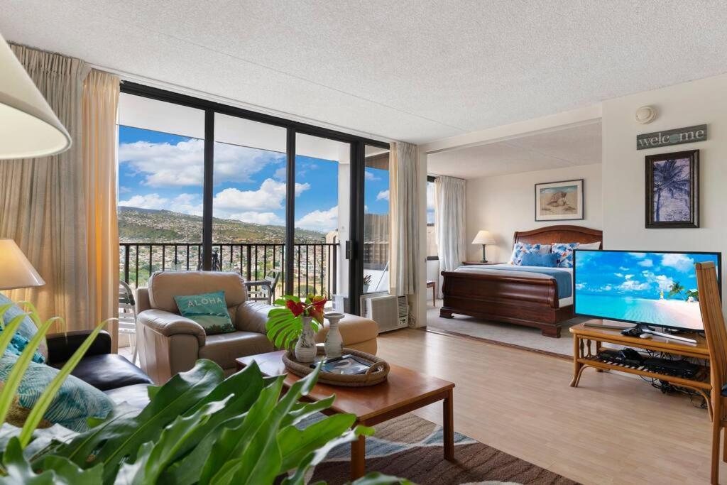 Nani W/golf/mountain/canal View +1 Free Park Apartment