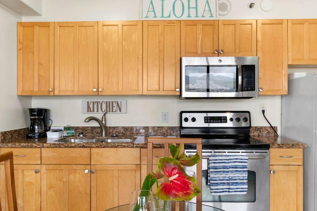 Apartment Nani W/golf/mountain/canal View +1 Free Park Honolulu