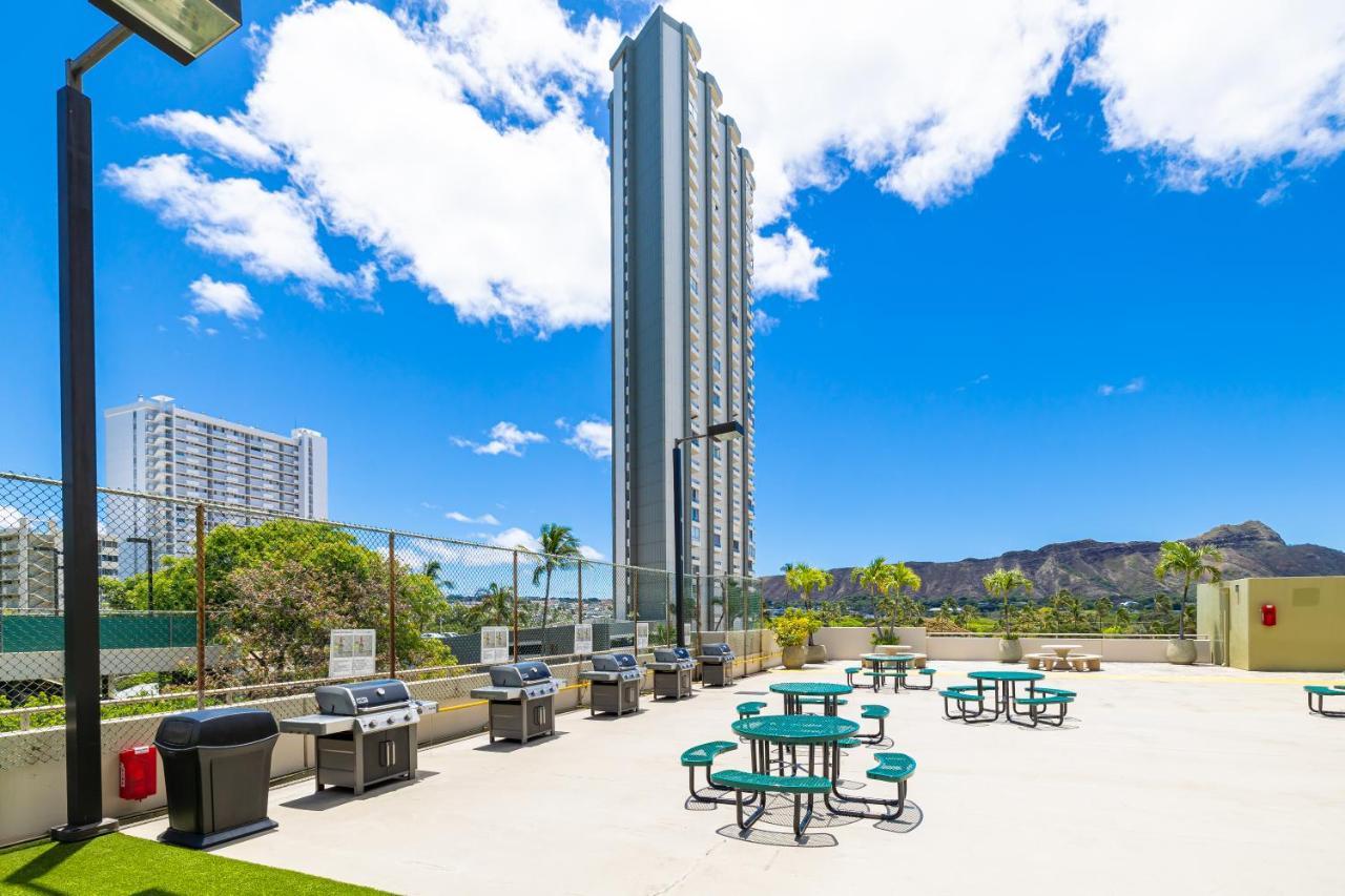 Apartment Great Diamond Head Views, 2br With Free Parking! Honolulu