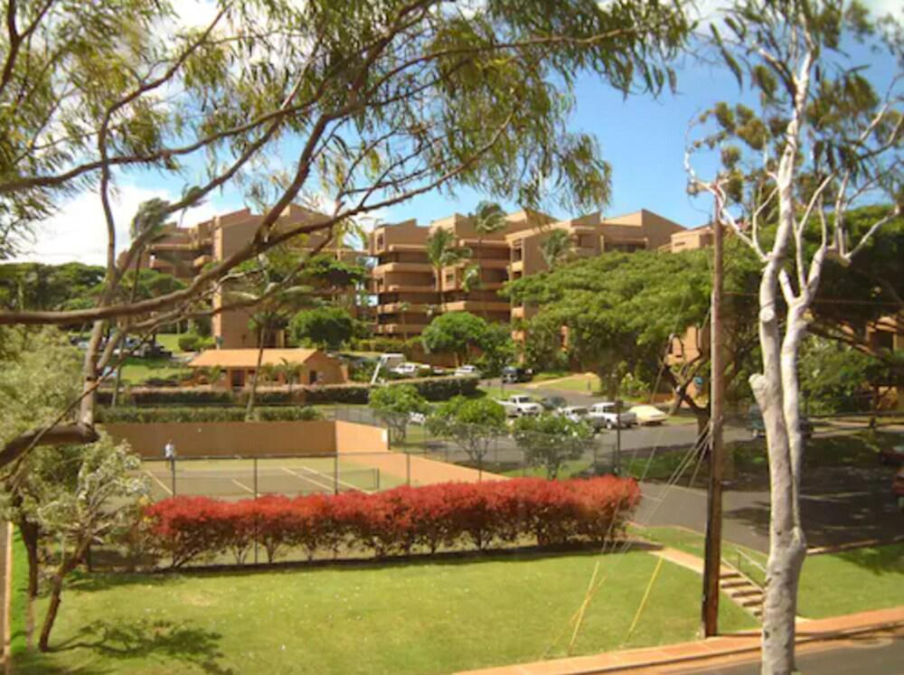 Resort Kahana