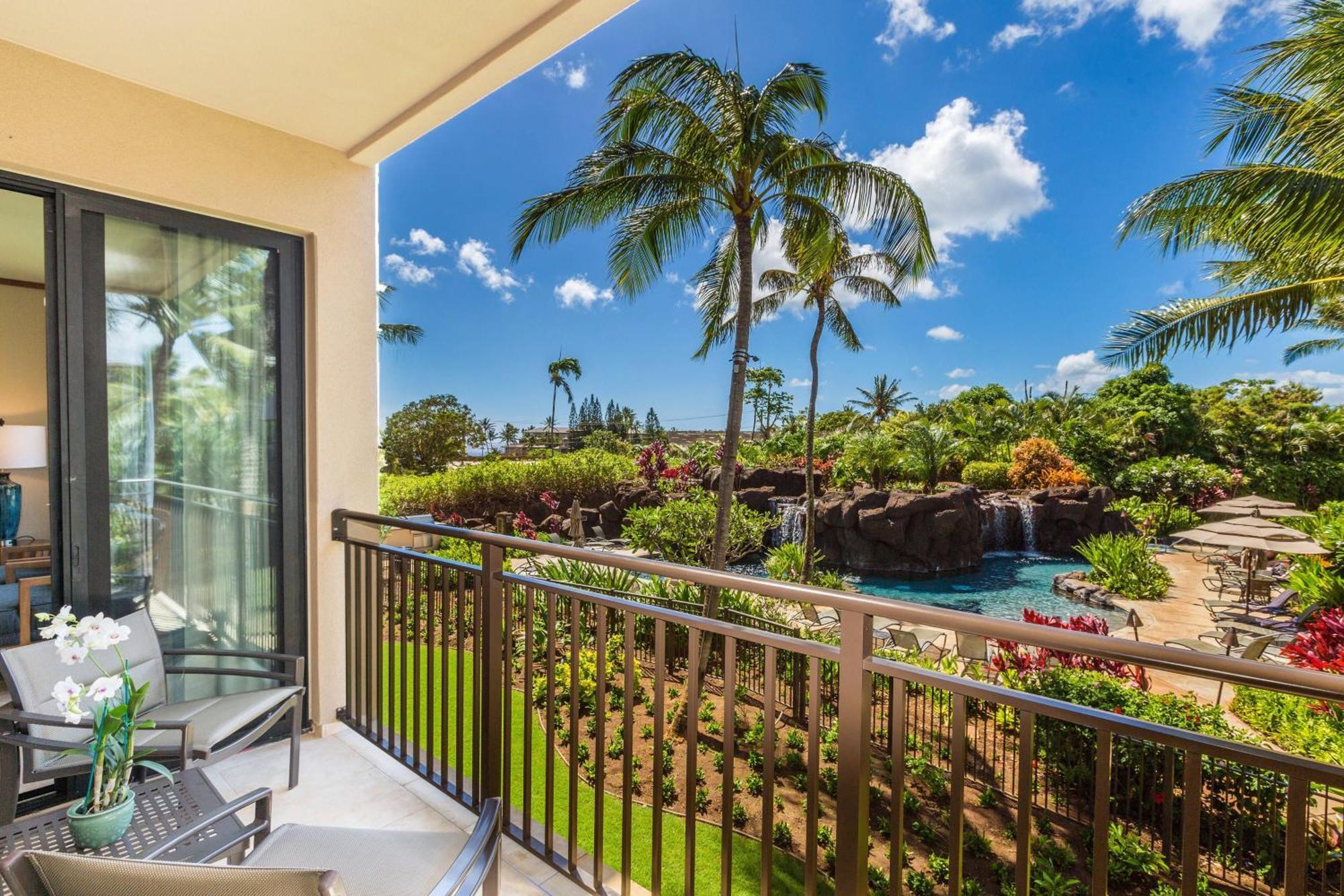 Landing At Po'ipu, Autograph Collection