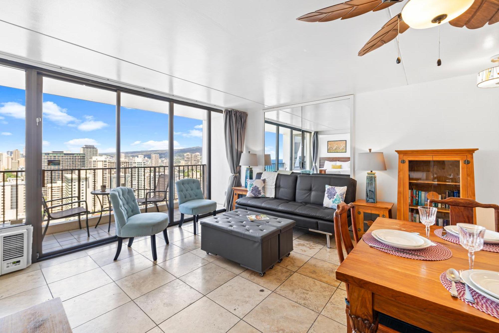 Waikiki Banyan T1-3204 Apartment *