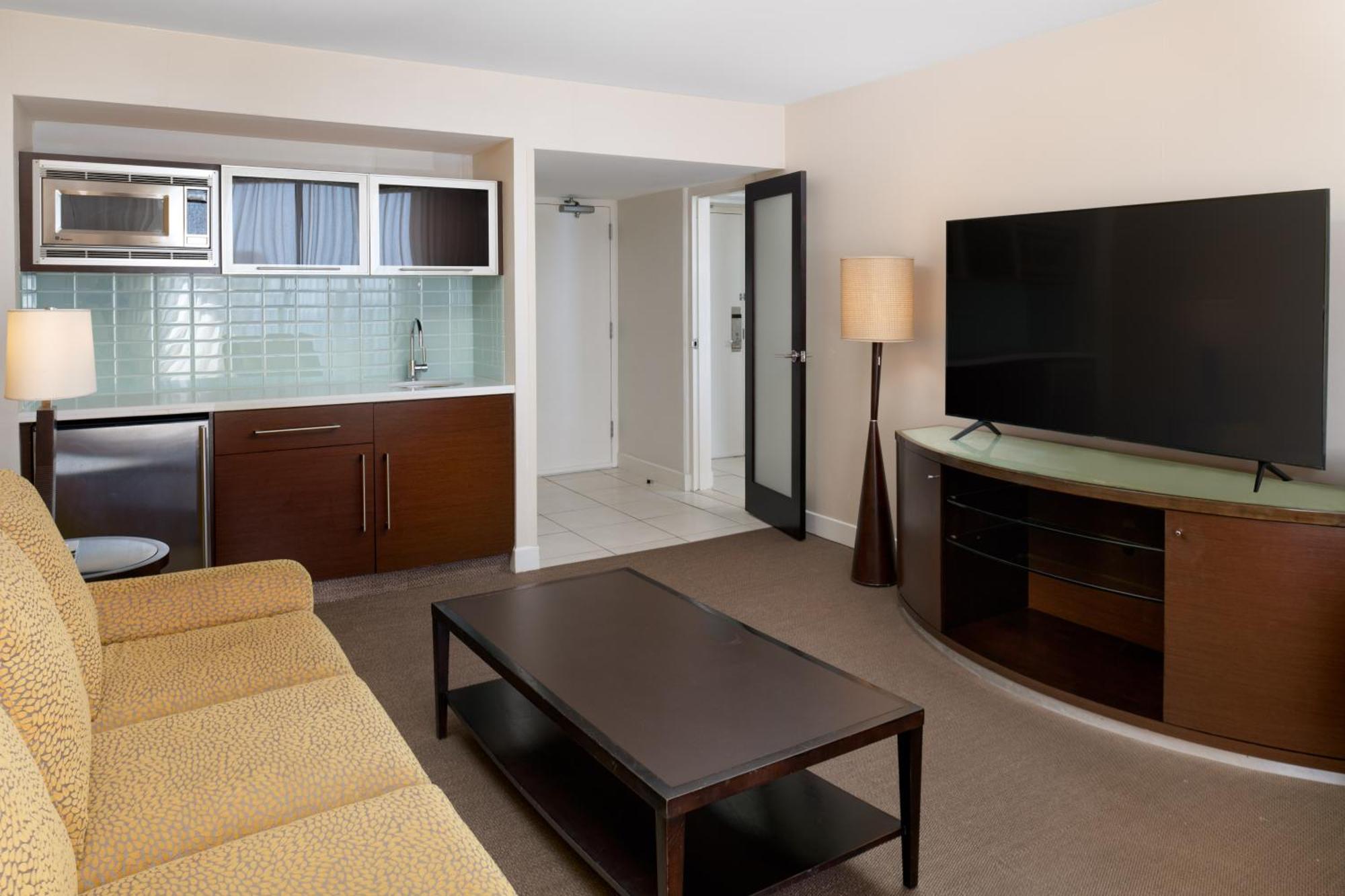 Hilton Waikiki Beach & Spa