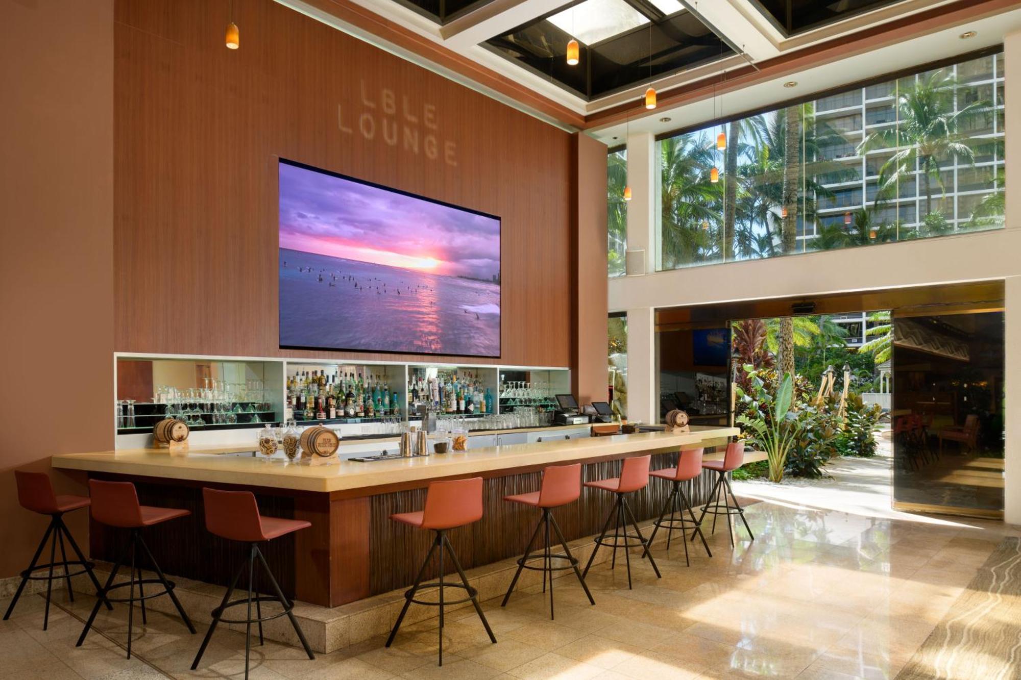 Resort Hilton Waikiki Beach & Spa 4*