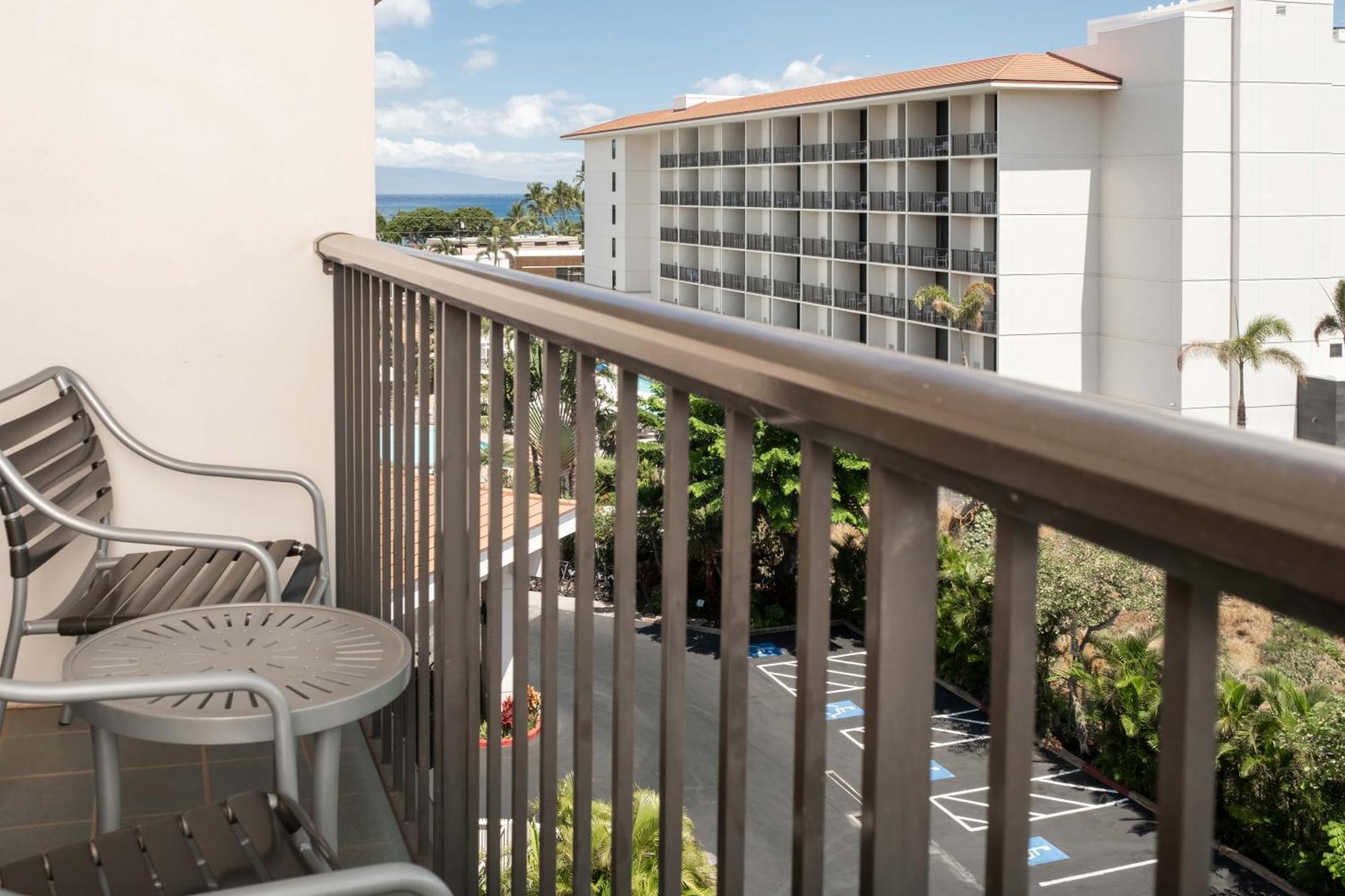 Maui Coast 3*