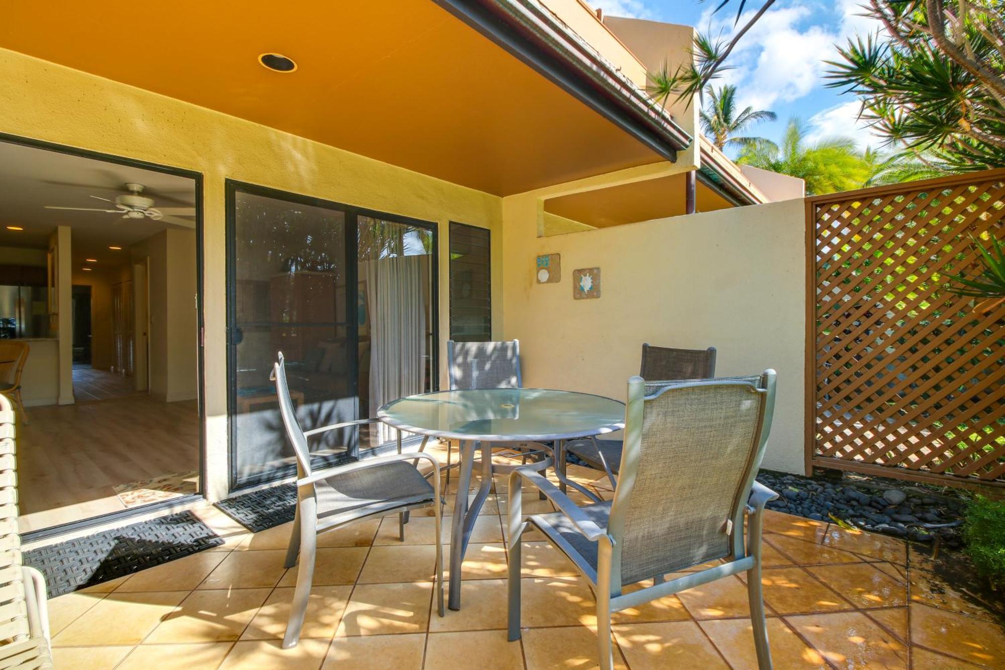 Kihei With Amenities Walk To The