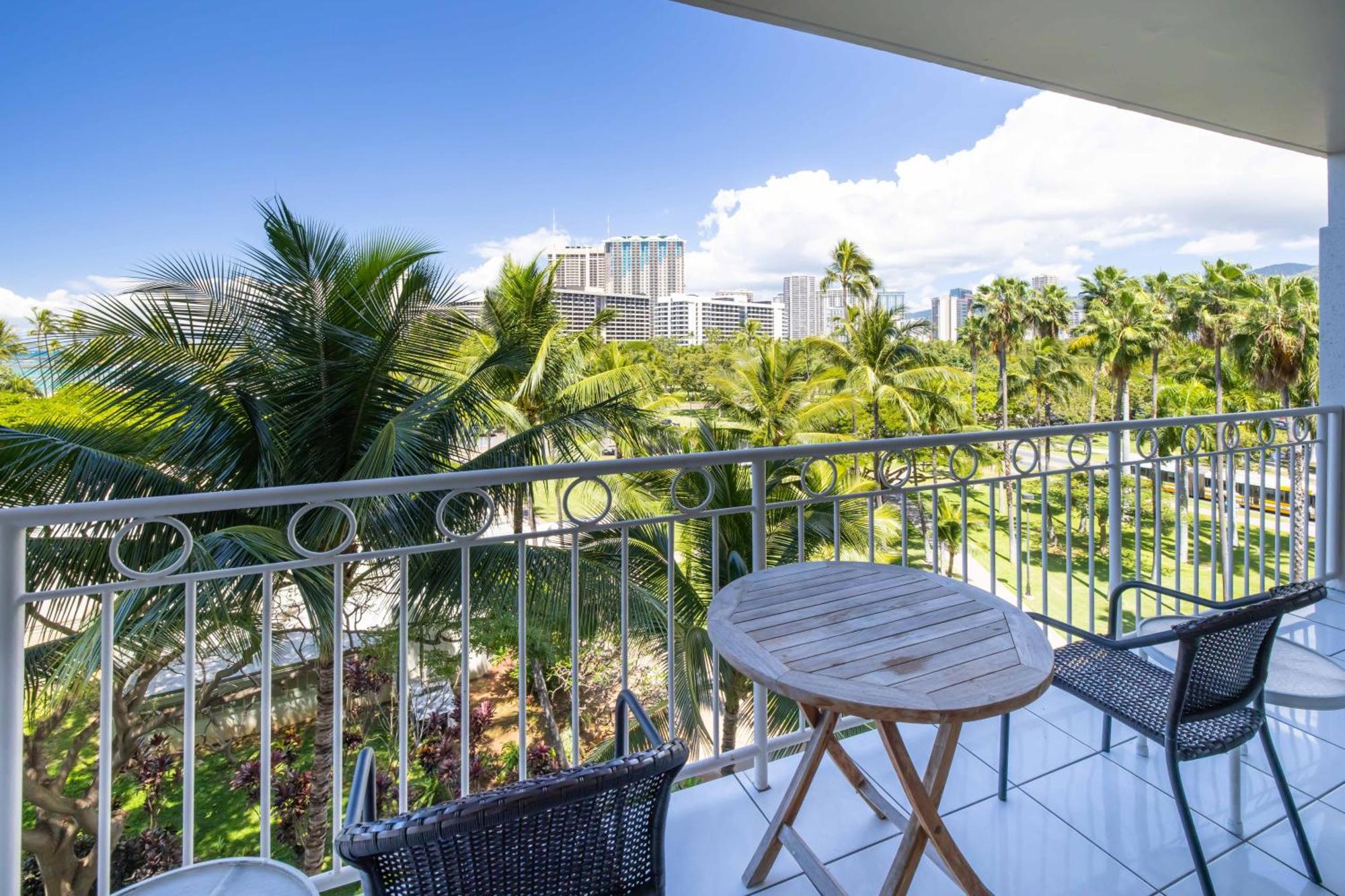 Waikiki Shore By Outrigger Apartment Honolulu
