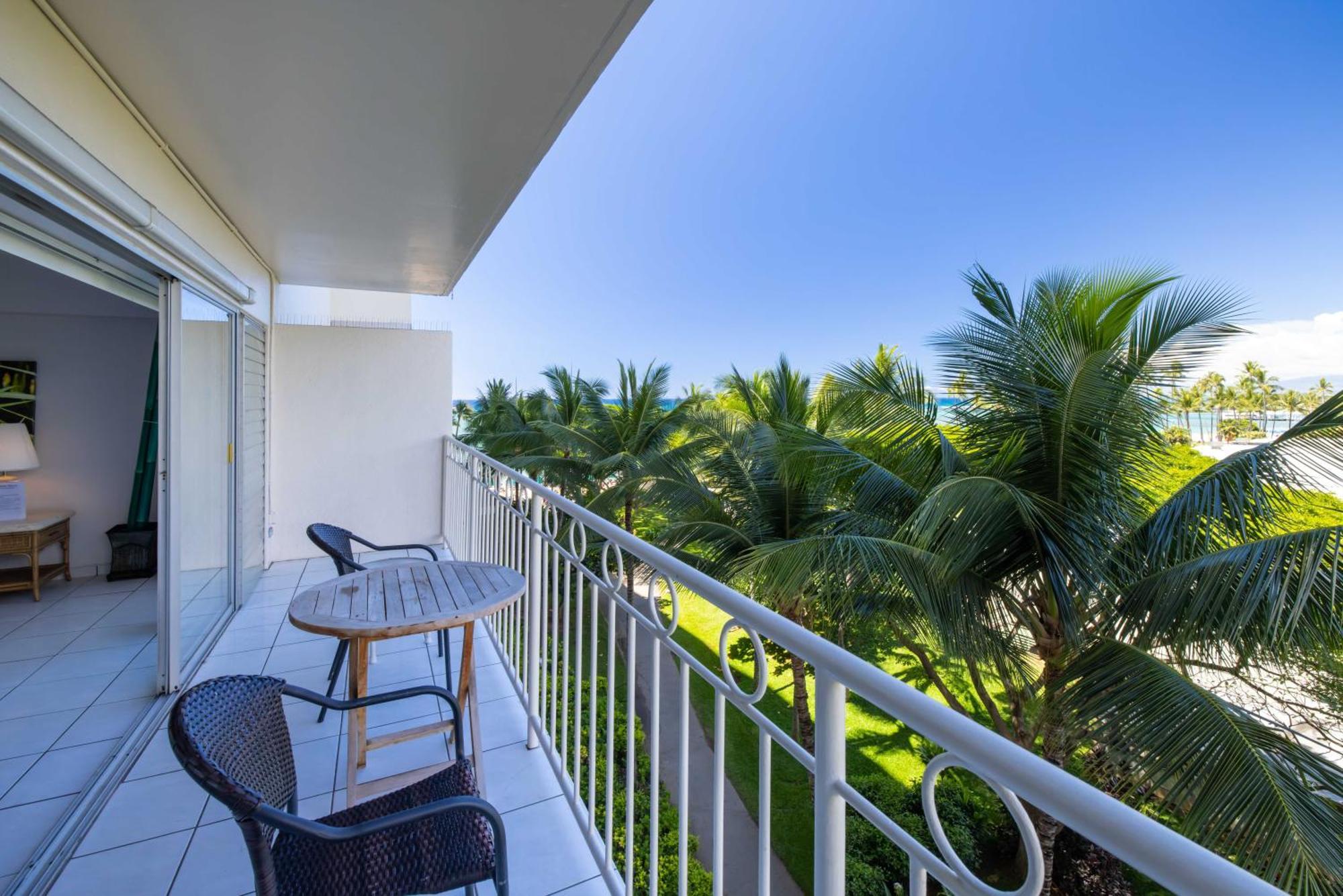 Waikiki Shore By Outrigger *