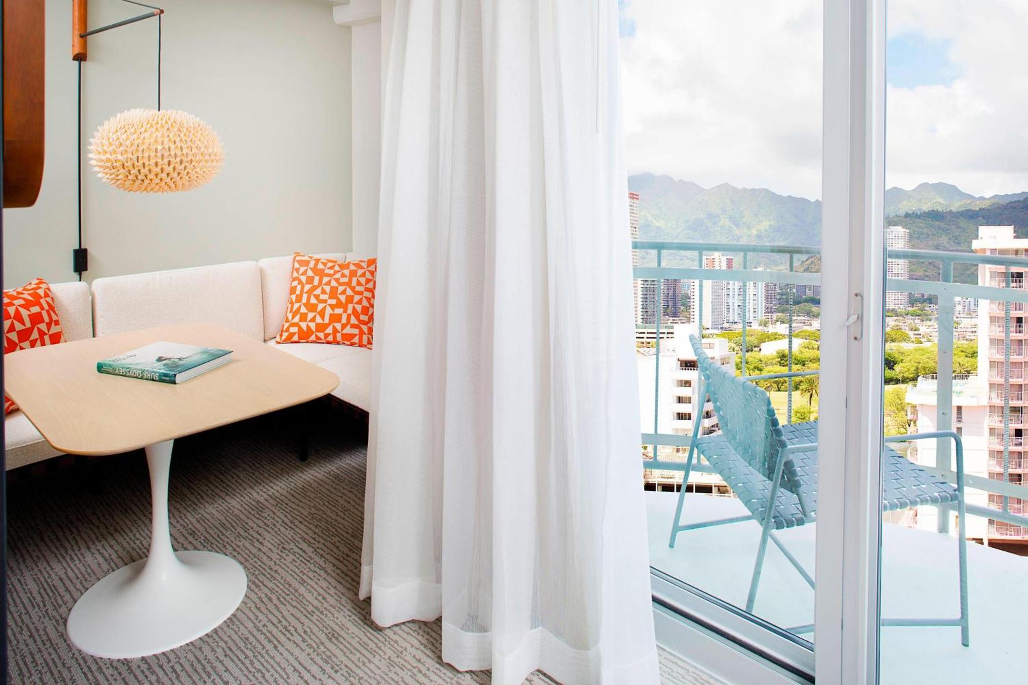 Hotel The Laylow, Autograph Collection 4*
