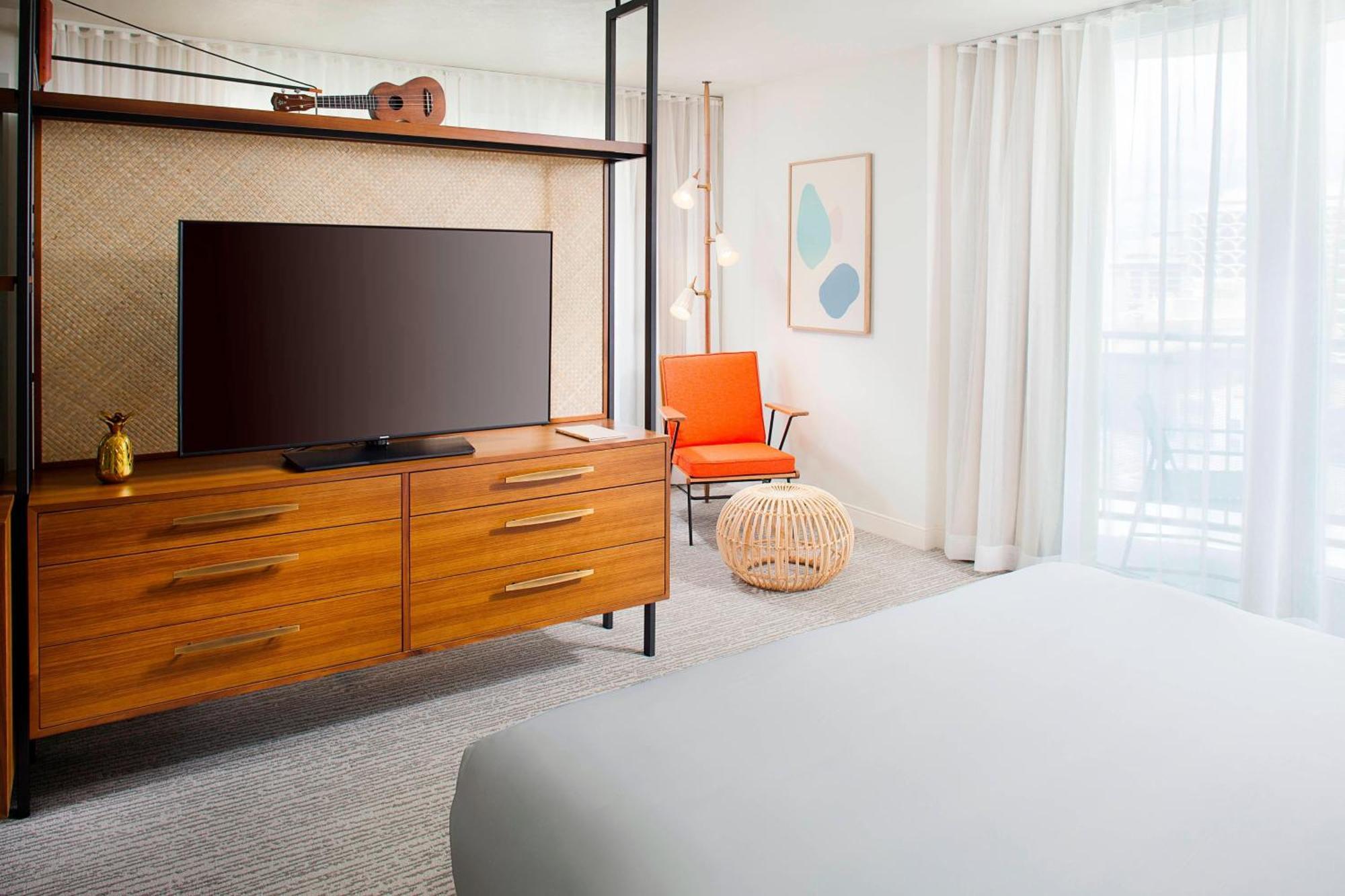 The Laylow, Autograph Collection Hotel 4*