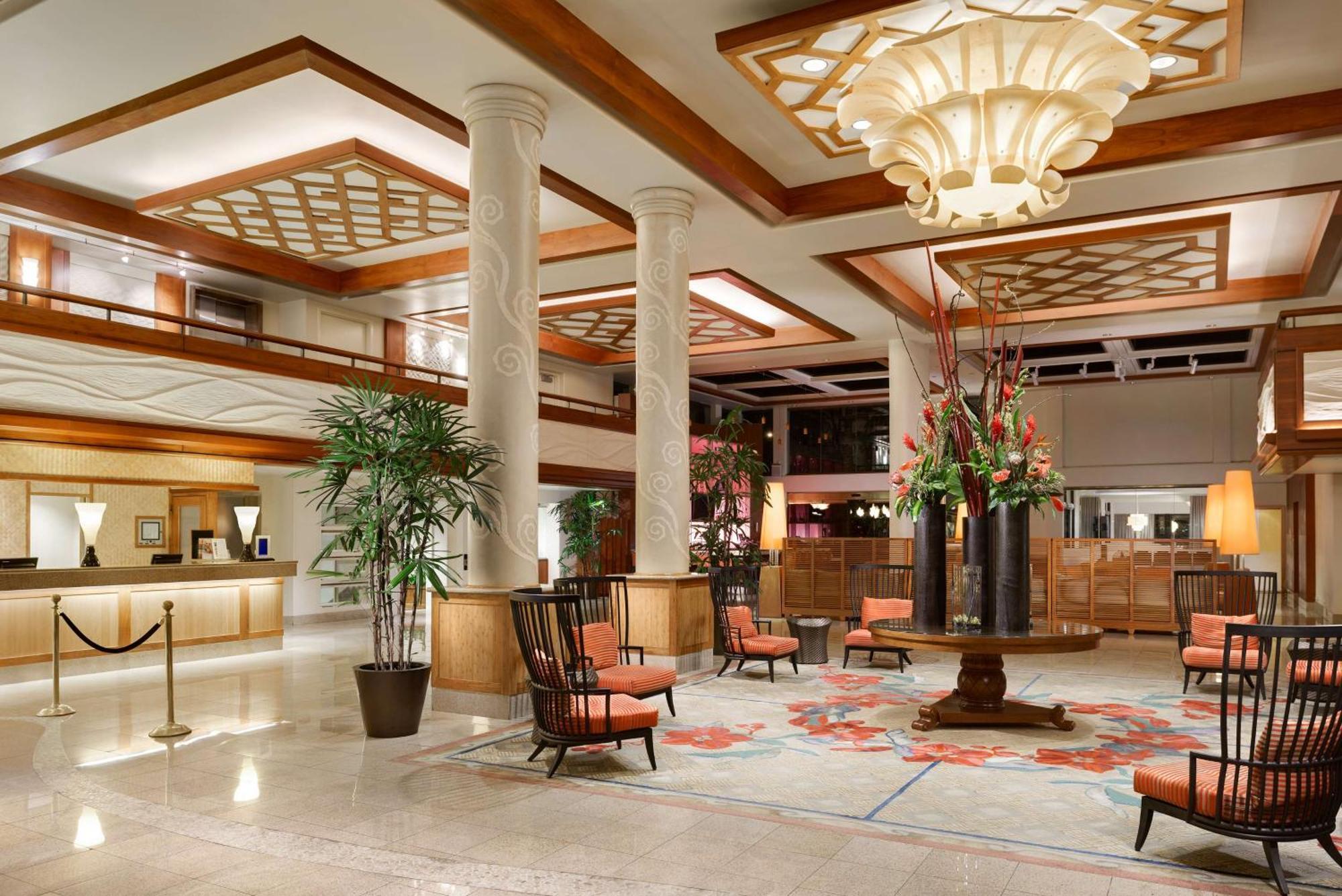 Hilton Waikiki Beach & Spa Resort 4*