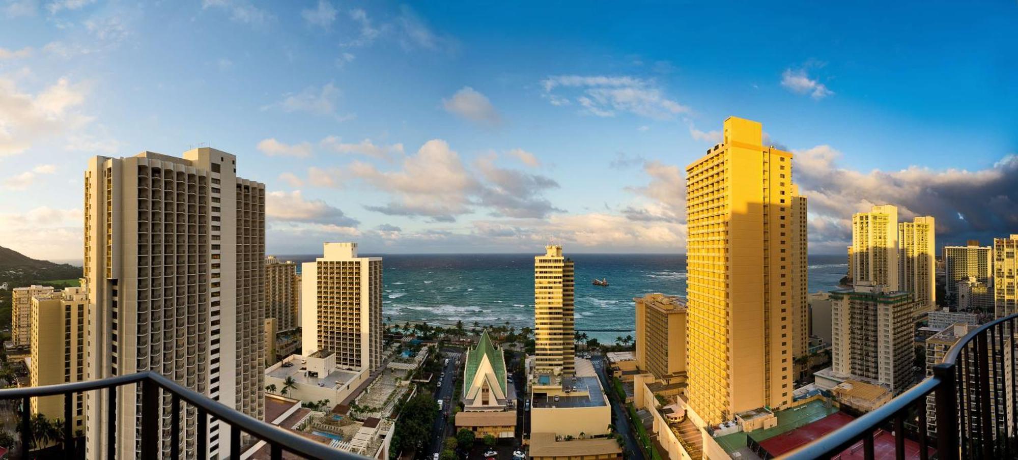 Resort Hilton Waikiki Beach & Spa 4*