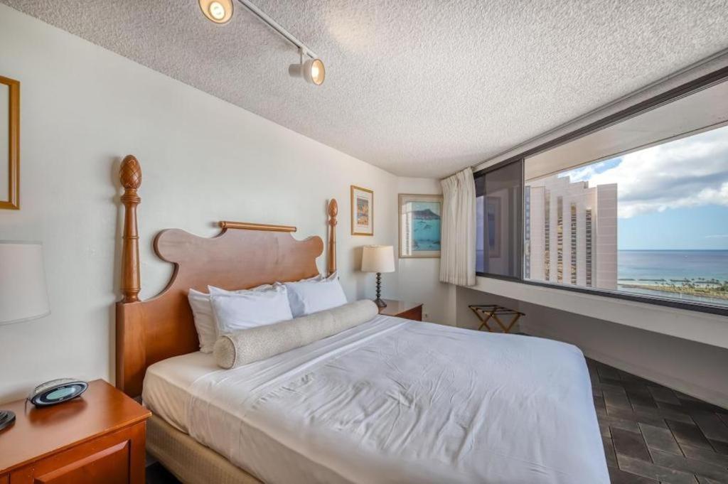 Hotel Marina Tower Waikiki Honolulu