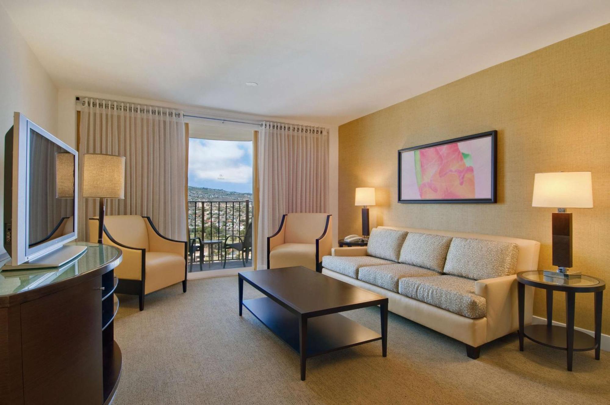 Hilton Waikiki Beach & Spa Resort 4*