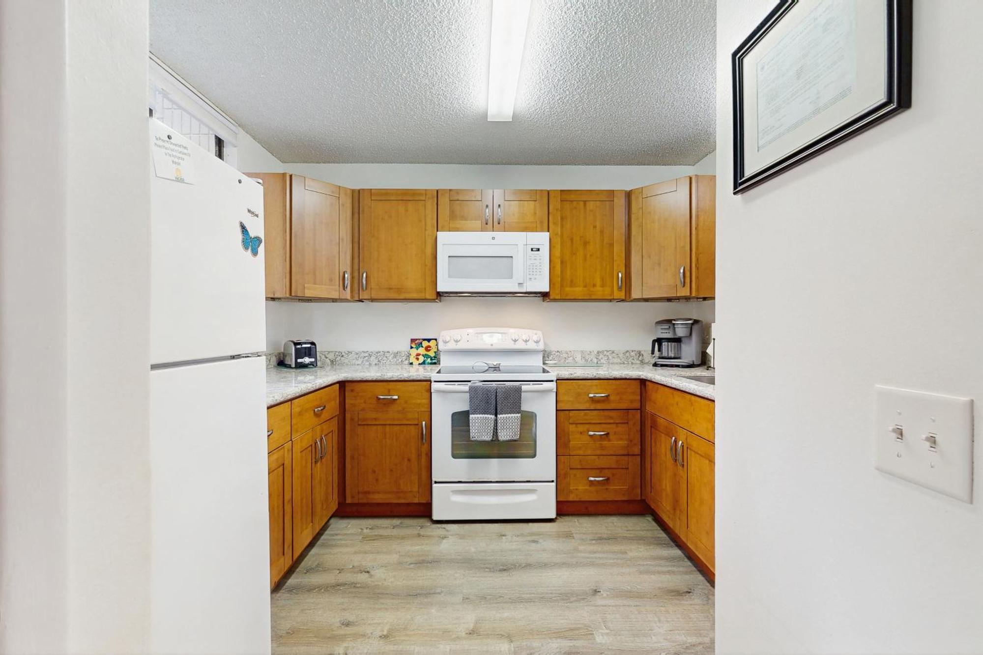 White Sands #108 Apartment