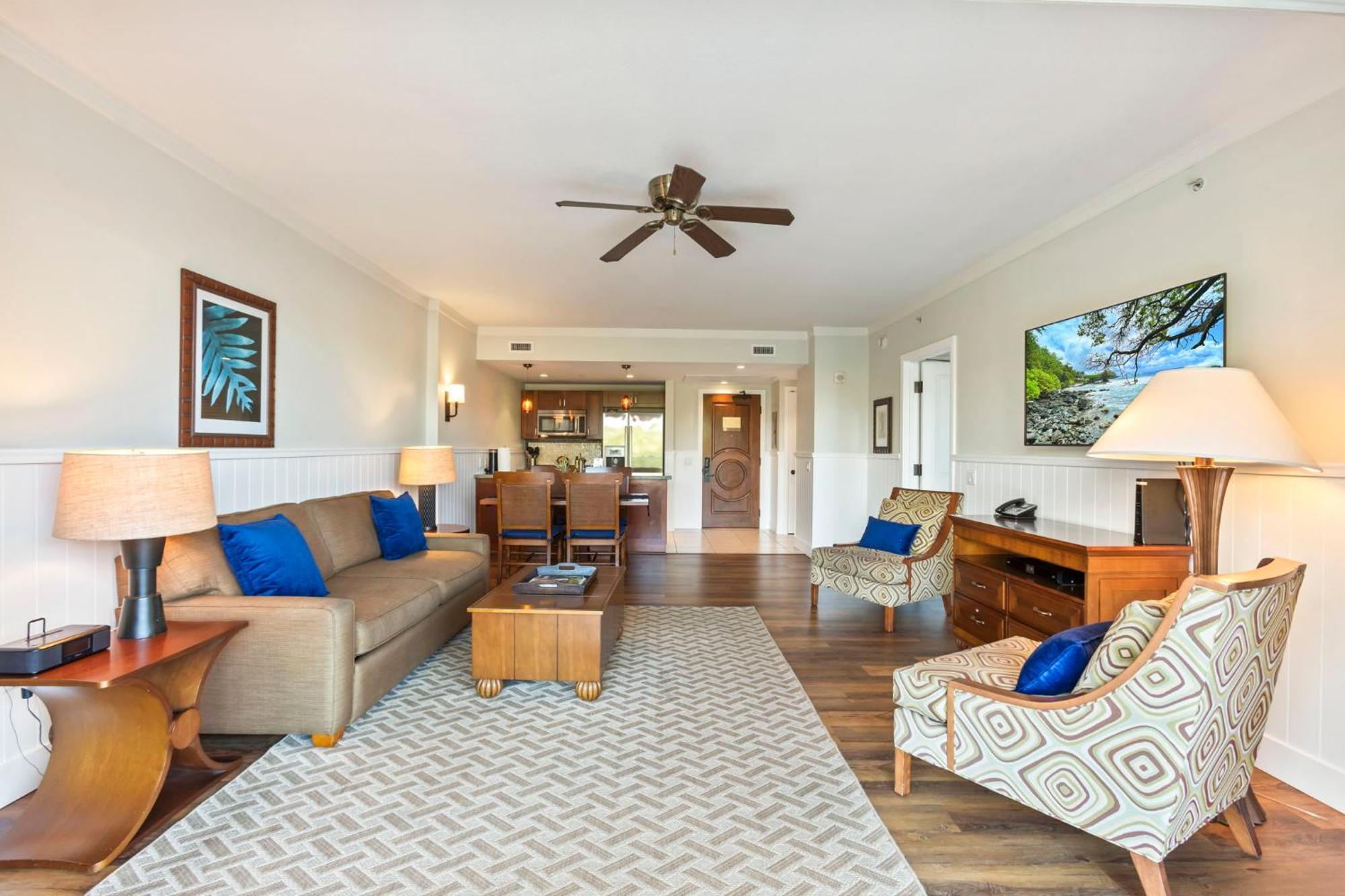 Apartment Extra Large 1br Luxury With Massive Outdoor Space & Balcony *