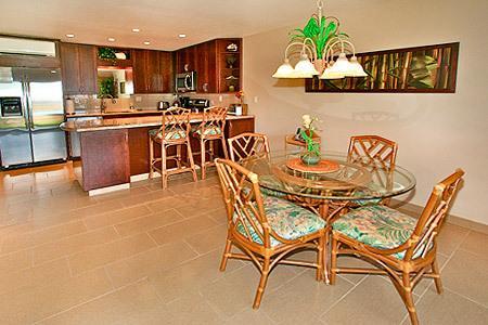 Aparthotel Ma'alaea Surf 4*