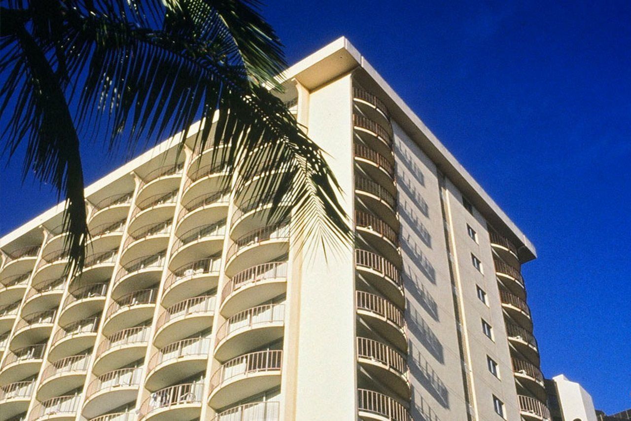 The Laylow, Autograph Collection Hotel 4*